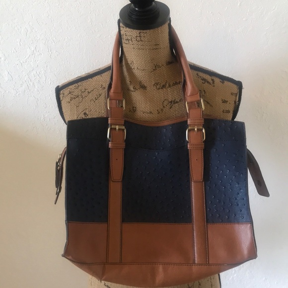 Kelly & Katie Handbags - LAST CHANCE! Kelly & Katie Blue Ostrich Tote Bag